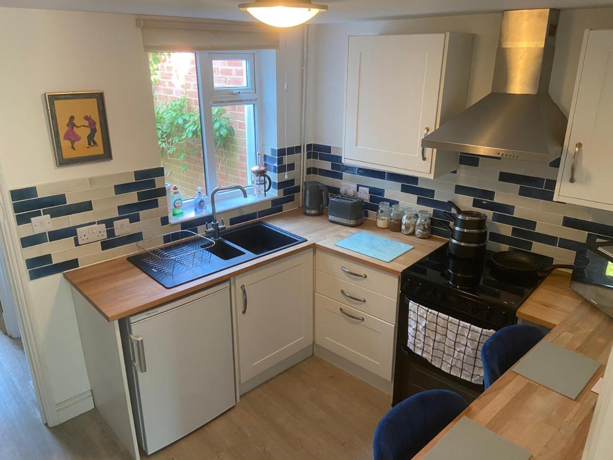 Woodbridge - Cosy Little 2-Bed Cottage Exterior foto