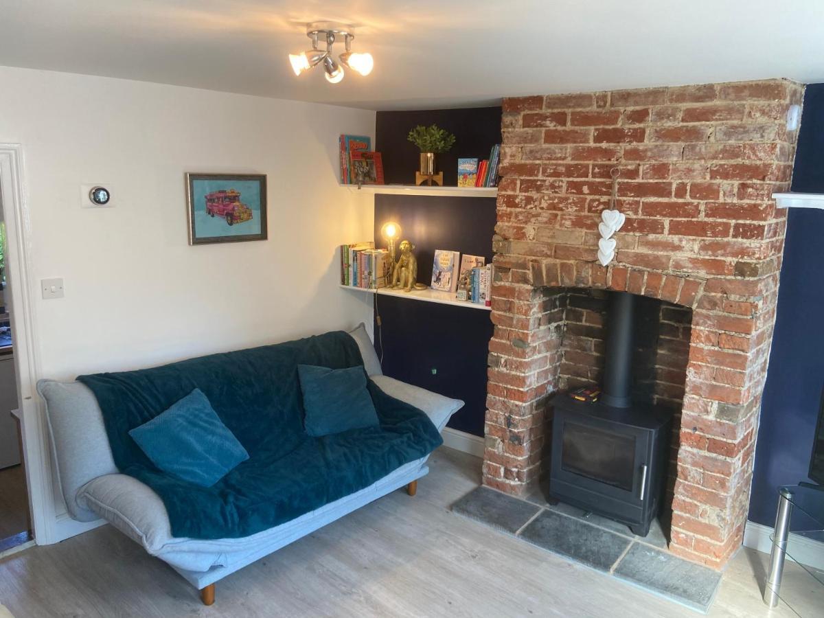Woodbridge - Cosy Little 2-Bed Cottage Exterior foto